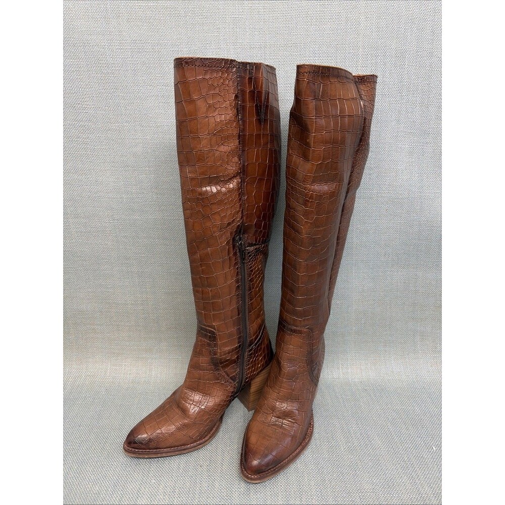 Diba True Leather Crocodile Embossed Knee High Boots Stacked Heel Pointed Toe 6M